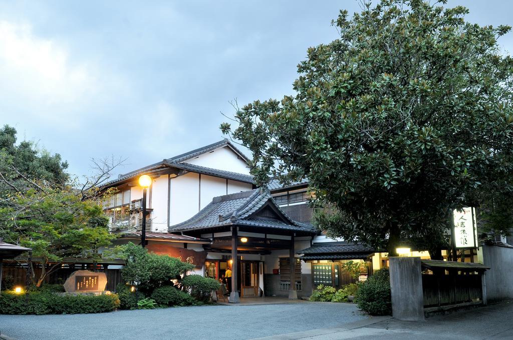 Hitoyoshi Ryokan Bagian luar foto